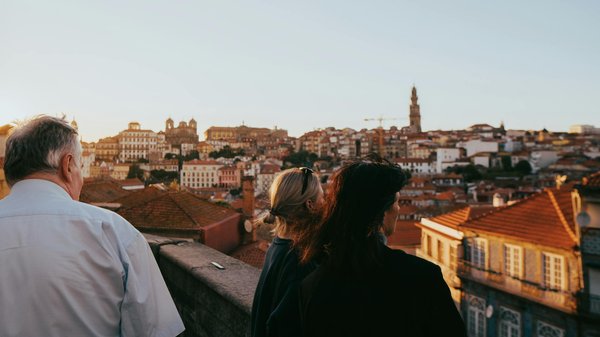 Quels sont les secrets pour une randonnée réussie autour du Mont Fuji au Japon : itinéraires et conseils pratiques ?