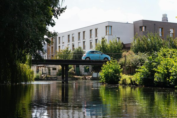 Quels conseils pour une randonnée en toute sécurité dans les montagnes de l'Elbrouz, Russie?